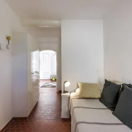 Beautiful Historic In The Heart Of St Tropez